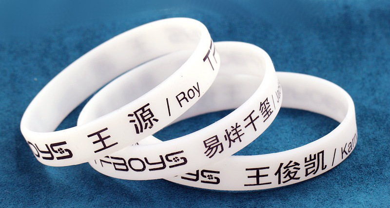 grow in the dark silicone wristbands